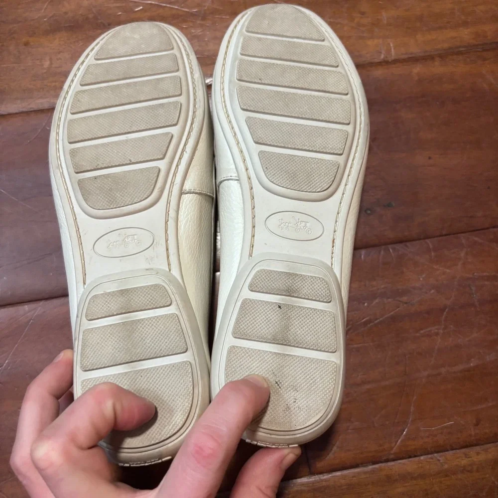 COACH Chalk White Leather Penny‎ Loafers|Minimalist Chic|Preppy Coastal| Sz 8